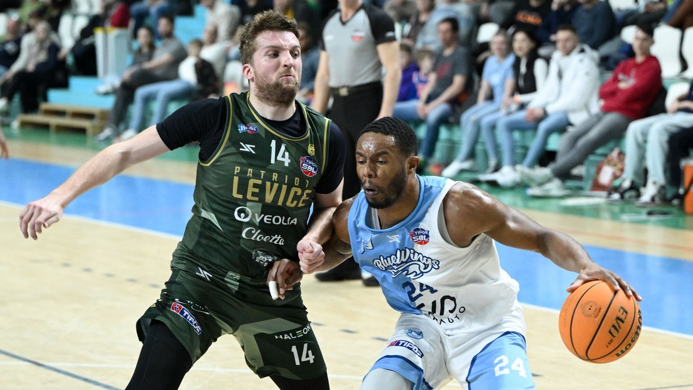 David Abrhám (Levice) a Justin Windell Gordon (Nitra).