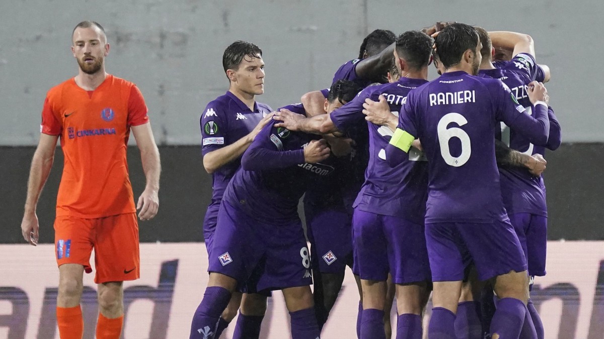 Radosť hráčov Fiorentiny. 