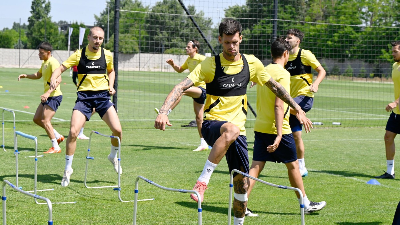 Futbalisti DAC na tréningu v rámci letnej prípravy.