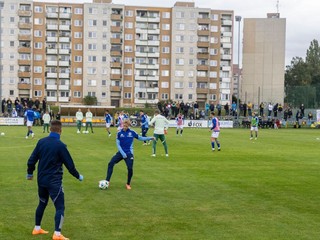 Zápasy bol vypredaný.