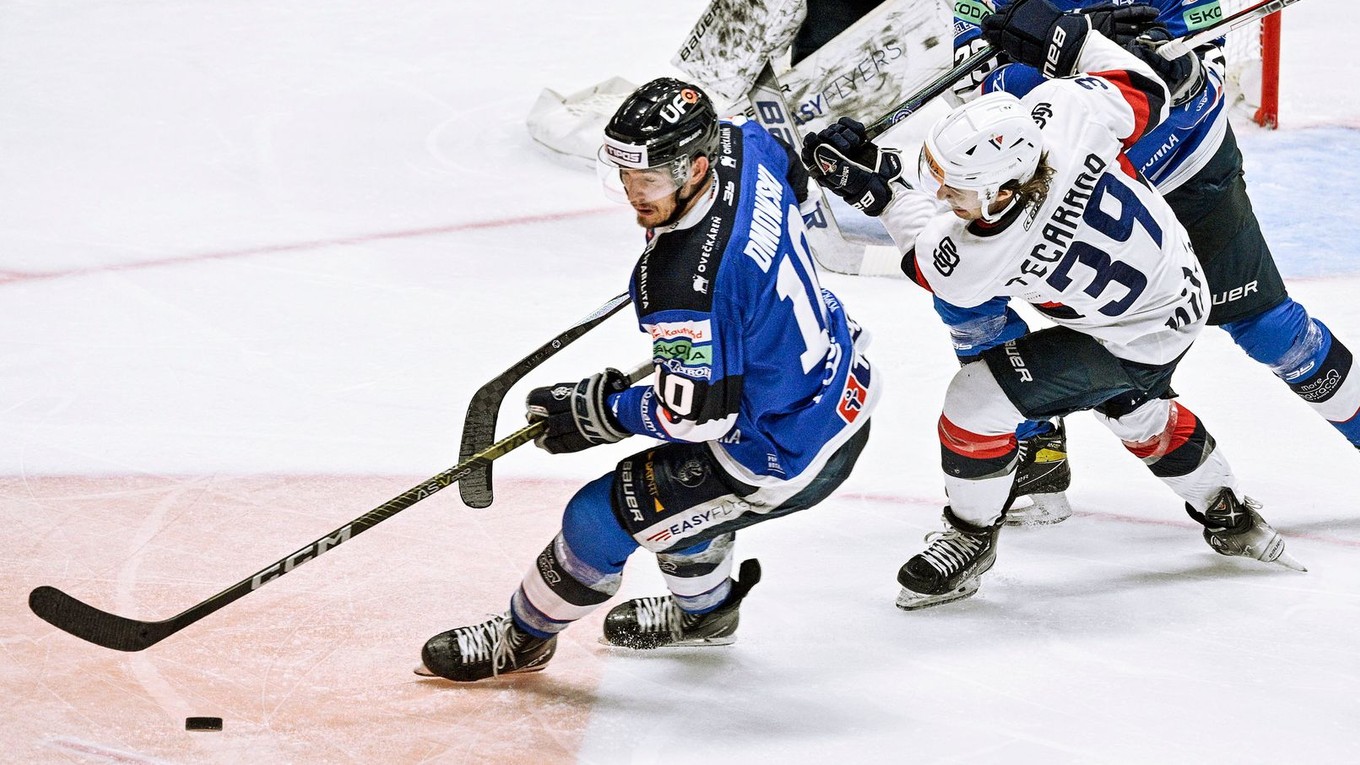  Ryan Dmowski v drese Popradu