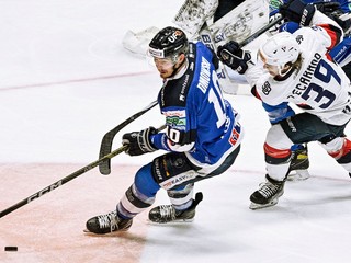  Ryan Dmowski v drese Popradu