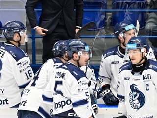 Hokejisti HK Poprad v zápase proti HC Prešov.