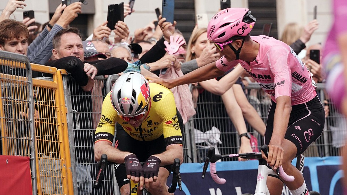 Simon Yates won Giro d’Italia in a climb where he suffered greatly years ago