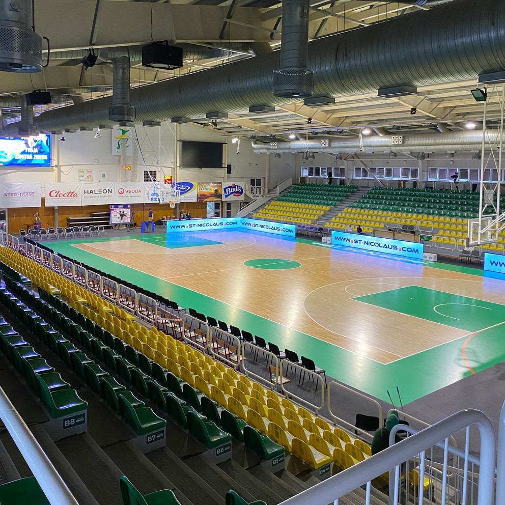 Haleon Aréna v Leviciach.