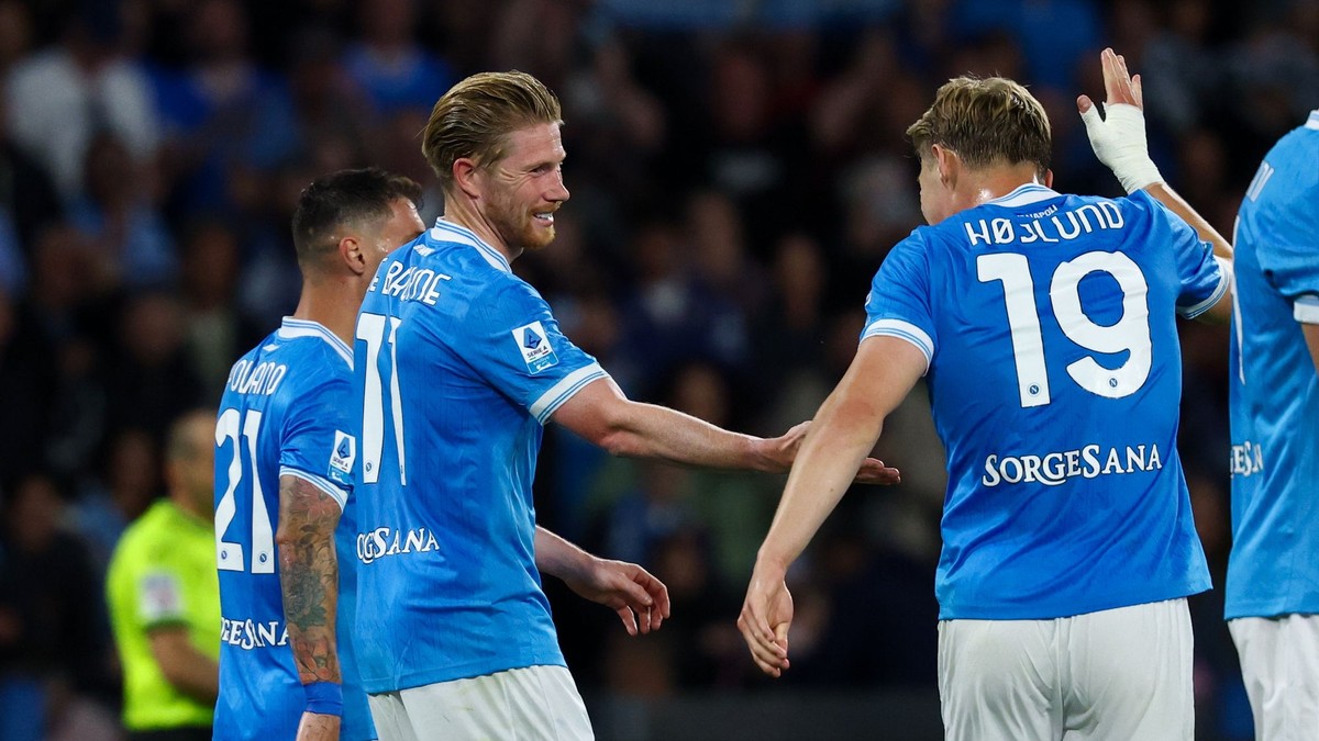 Hráči Neapola sa tešia z gólu