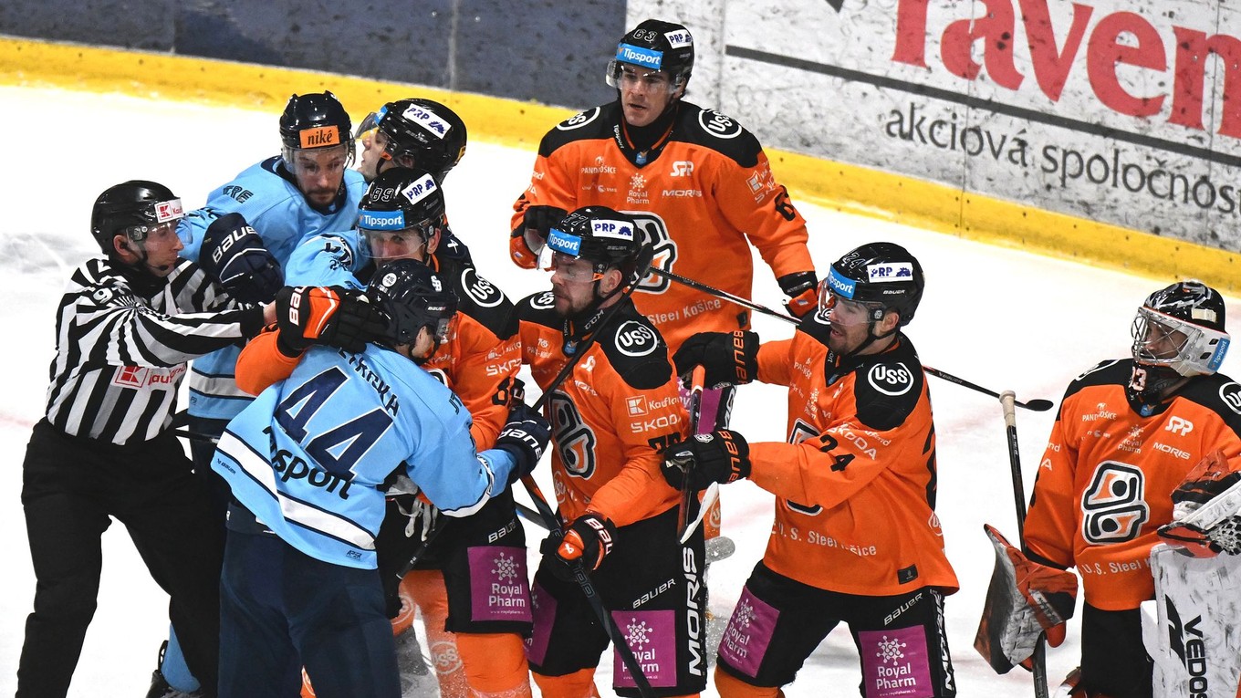 Momentka zo zápasu Košice - Slovan.