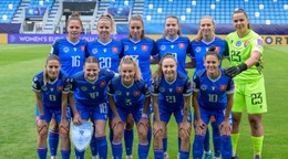 Na snímke futbalistky základnej jedenástky Slovenska.