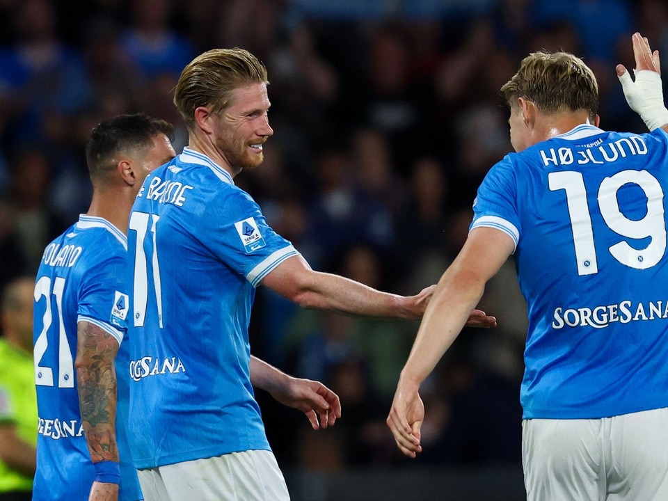 Hráči Neapola sa tešia z gólu