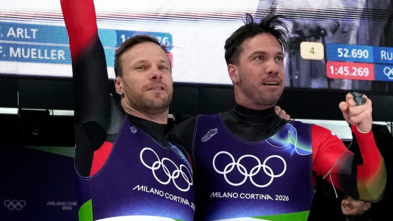 Nemci Tobias Wendl (vľavo) a Tobias Arlt.