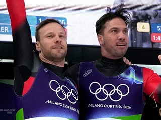 Nemci Tobias Wendl (vľavo) a Tobias Arlt.