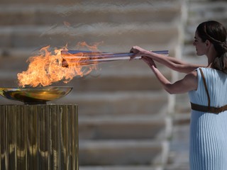 Olympijský oheň sa zapaľuje v Olympii od roku 1936.
