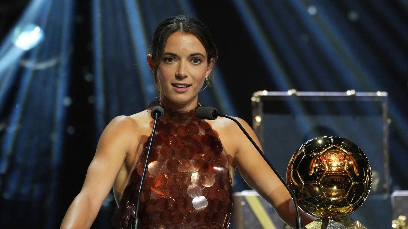 Aitana Bonmatiová získala Zlatú loptu pre najlepšiu futbalistku za rok 2025.