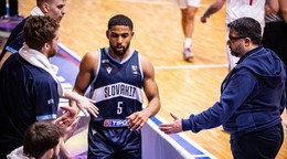 David DeJulius bol strojcom slovenských víťazstiev v Kosove a Albánsku.