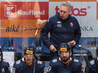 Na snímke tréner HC Slovan Bratislava Peter Oremus počas zápasu 27. kola hokejovej Tipos extraligy HC Slovan Bratislava – HK Nitra.