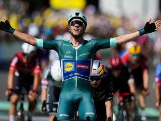 Jonathan Milan z tímu Lidl - Trek vyhral 8. etapu na Tour de France 2025.
