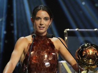Aitana Bonmatiová získala Zlatú loptu pre najlepšiu futbalistku za rok 2025.