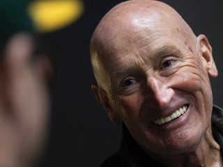 Bývalý tréner slovenskej hokejovej reprezentácie a terajší konzultant Craig Ramsay. 