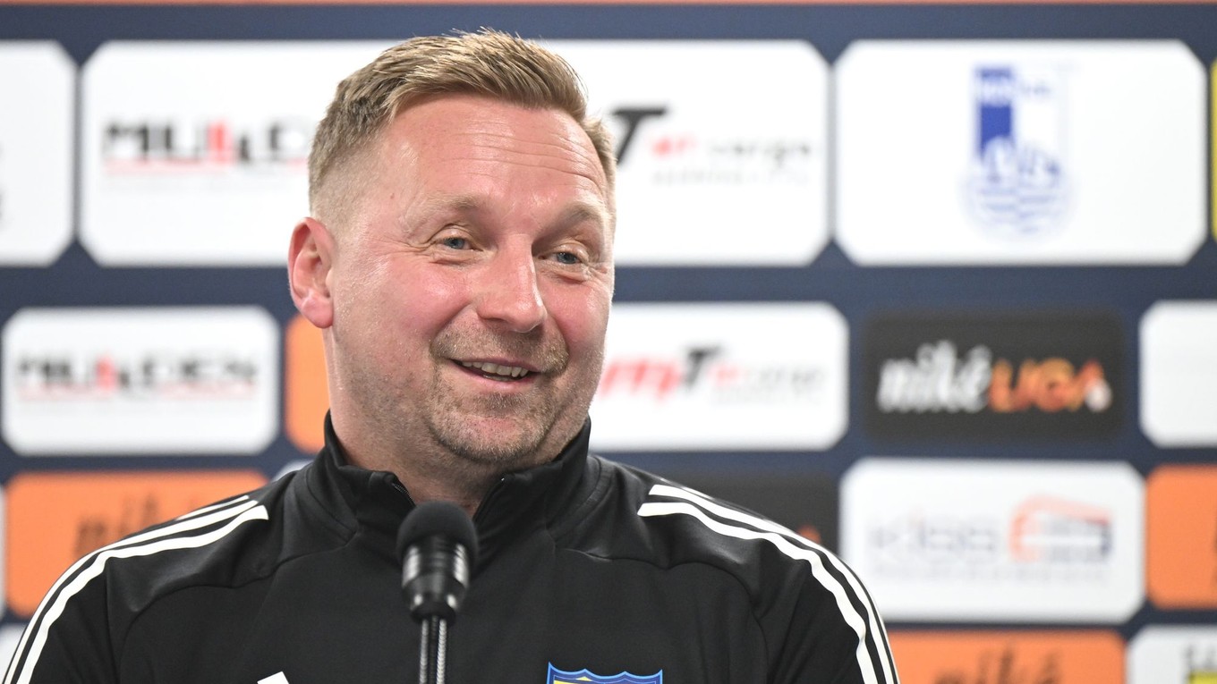 Na snímke tréner FC Košice Peter Černák počas tlačovej konferencie pred jarnou časťou Niké ligy.