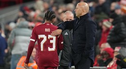 Arne Slot v zápase Liverpoolu s Crystal Palace