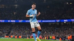 Phil Foden oslavuje gól.