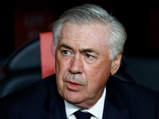 Tréner Carlo Ancelotti.