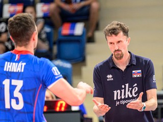 Jakub Ihnát (Slovensko) a hlavný tréner Slovenska Michal Masný.