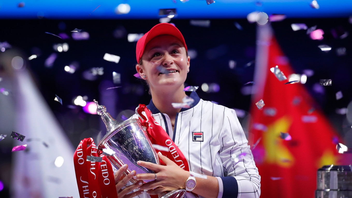 Ashleigh Bartyová nebude obhajovať titul na Turnaji majsteriek 2021.