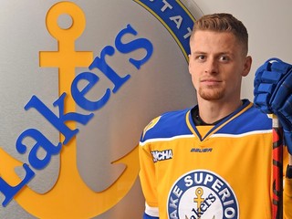 Miroslav Mucha hráva hokej na americkej univerzite Lake Superior State Univ. 