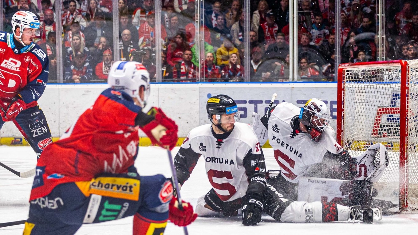 Momentka zo zápasu Pardubice - Sparta