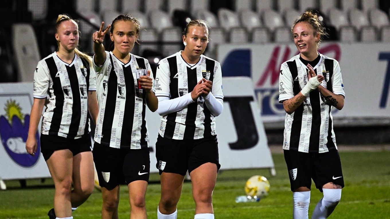 Futbalistky tímu Spartak Myjava.