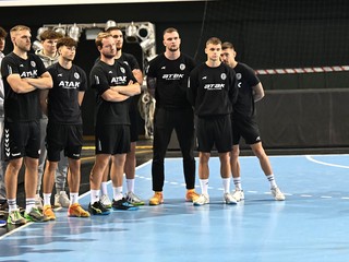 Tréner Radoslav Antl počas tréningu Tatrana Prešov.