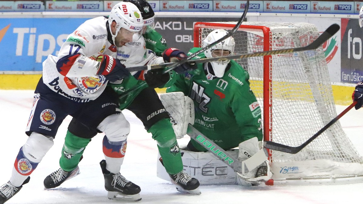 Andrej Kudrna v zápase HKM Zvolen - HC Mikron Nové Zámky v 13. kole Tipos extraligy.