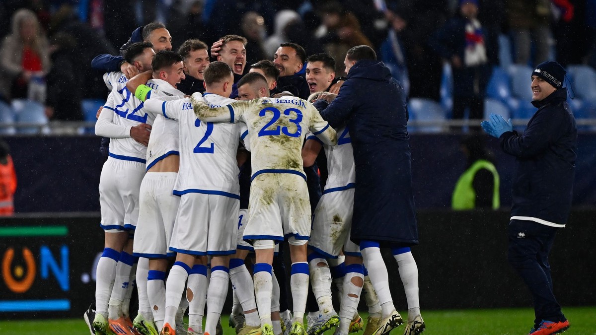 Kosovo oslavuje víťazstvo.  