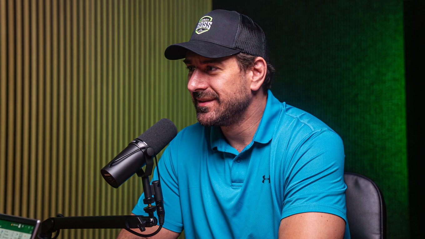 Boris Valábik debatuje v podcaste Hokejový BOSS.