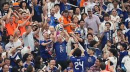 Fanúšikovia Japonska. 