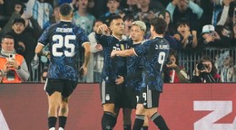 Hráči Argentíny sa radujú z gólu