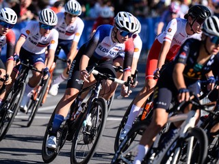 Slovenská cyklistka Karolína Hajduková počas pretekov junioriek na MS 2026. 