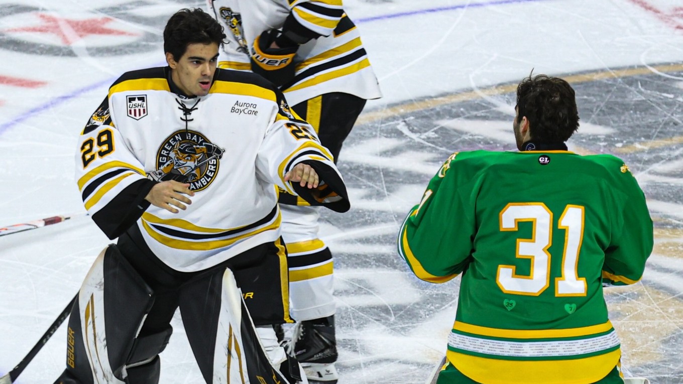 Roberto Leonardo Henriquez (vľavo).