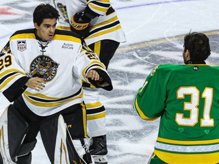 Roberto Leonardo Henriquez (vľavo).