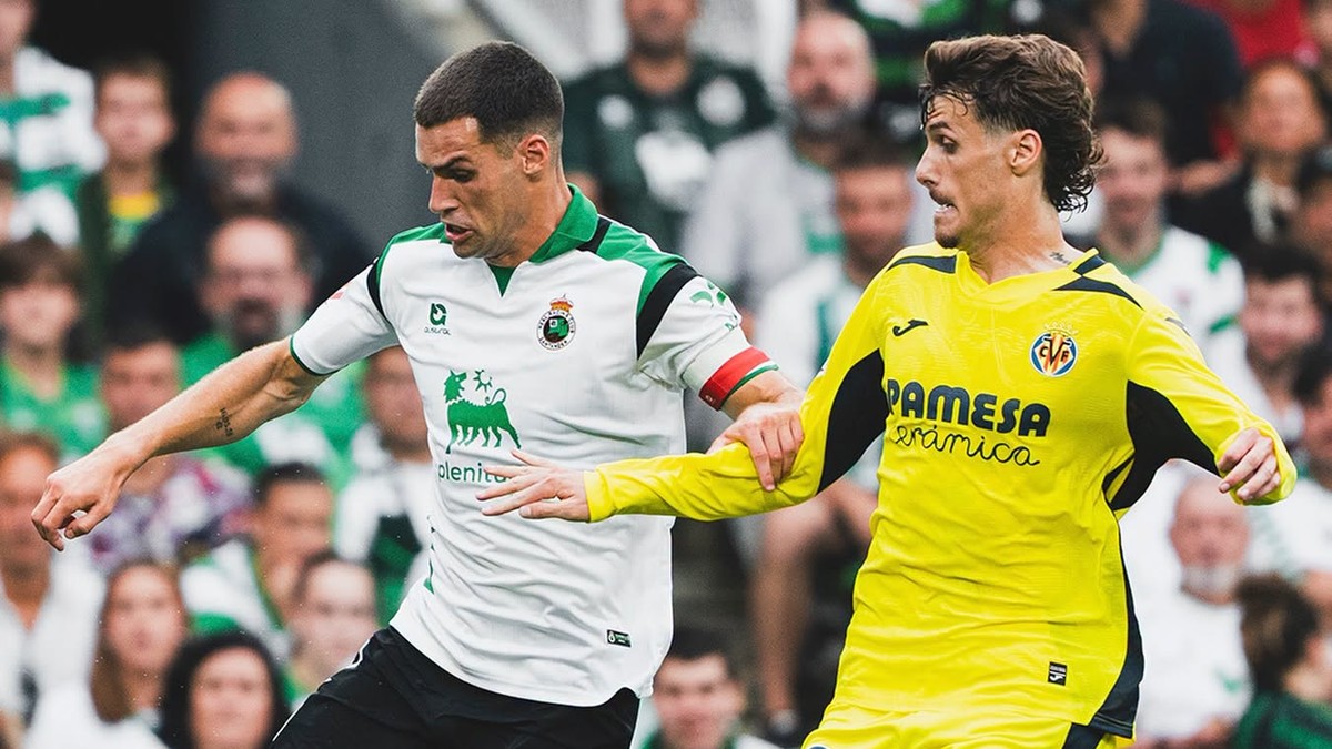 Fotka zo zápasu Racing Santander - Villarreal.