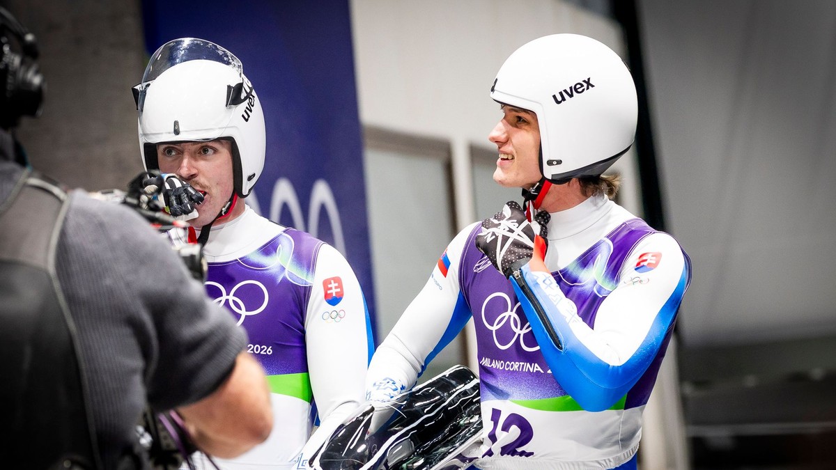 Slovenskí reprezentanti v sánkovaní Christián Bosman (vľavo) a Bruno Mick
