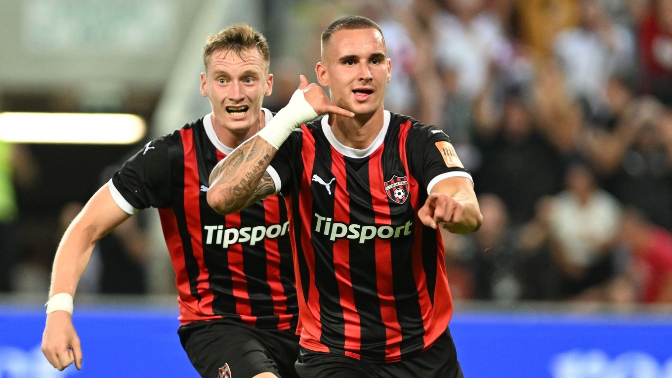 Zľava Patrick Karhan a Timotej Kudlička