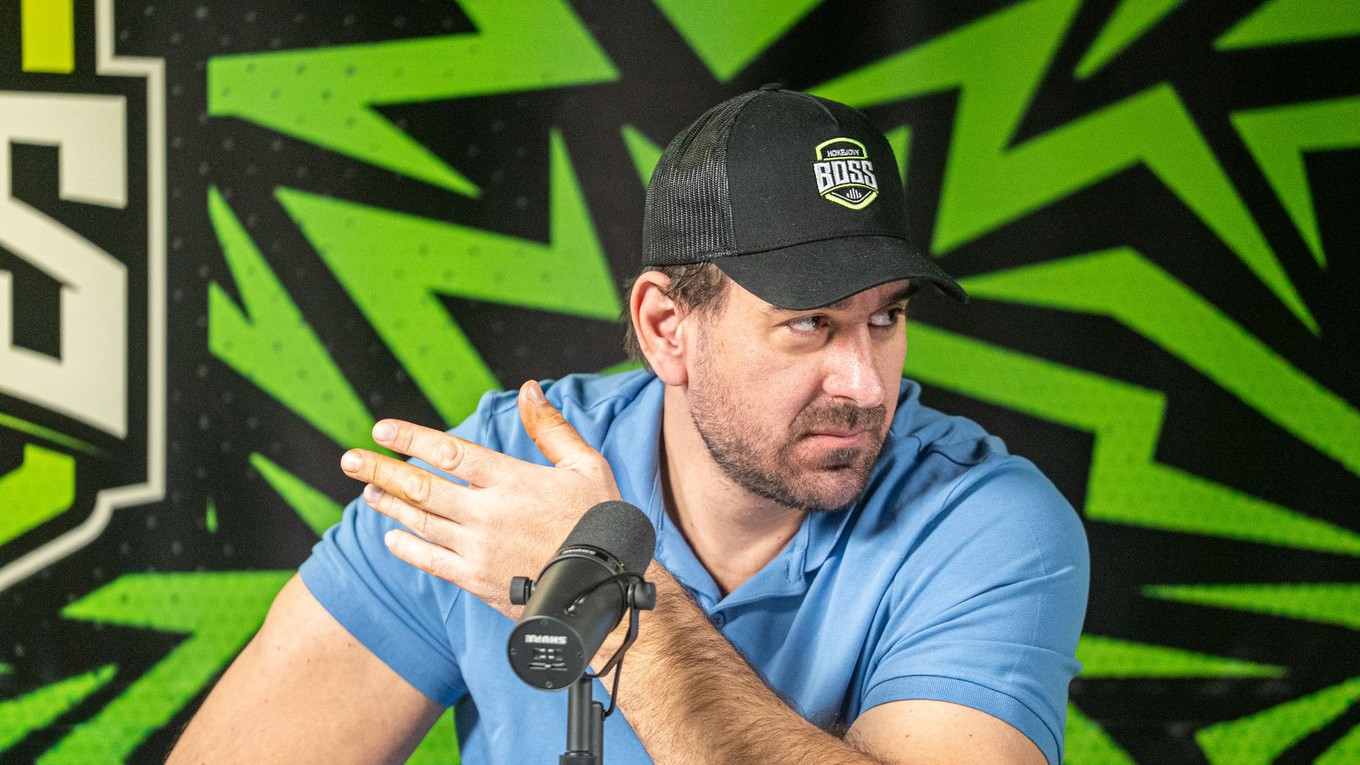 Boris Valábik v podcaste Hokejový BOSS.