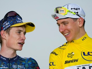 Jonas Vingegaard a Tadej Pogačar počas Tour de France 2024.