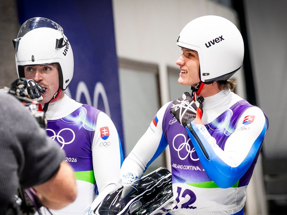 Slovenskí reprezentanti v sánkovaní Christián Bosman (vľavo) a Bruno Mick
