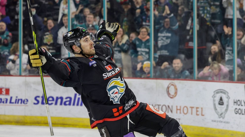 Britský reprezentant Scott Conway posilnil HK Dukla Trenčín | SPORTNET