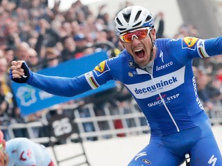 Philippe Gilbert vyhral v roku 2019 Paríž - Roubaix.