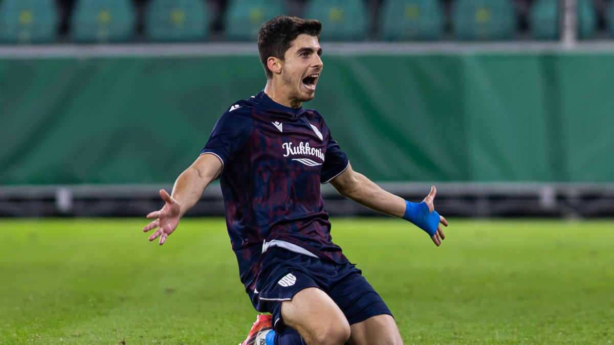 Hráč Dunajskej Stredy Ammar Ramadan sa raduje z gólu v zápase 11. kola futbalovej Niké ligy medzi MŠK Žilina a FC DAC 1904 Dunajská Streda.