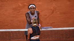 Coco Gauffová a Anastasia Potapová.